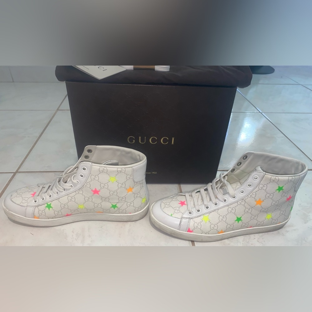 Gucci Supreme Stars Leather Sneakers - Picture 10 of 10